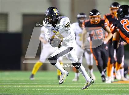 Thumbnail 2 in Firebaugh vs. Beverly Hills photogallery.