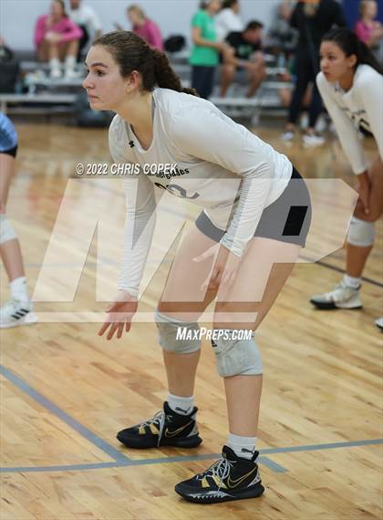 Thumbnail 2 in Ransom Everglades vs Trinity Prep (Nike Tournament of Champions) photogallery.