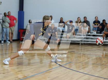 Thumbnail 1 in Ransom Everglades vs Trinity Prep (Nike Tournament of Champions) photogallery.