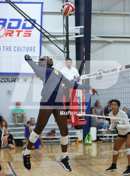 Thumbnail 1 in Ransom Everglades vs Trinity Prep (Nike Tournament of Champions) photogallery.