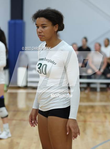 Thumbnail 3 in Ransom Everglades vs Trinity Prep (Nike Tournament of Champions) photogallery.