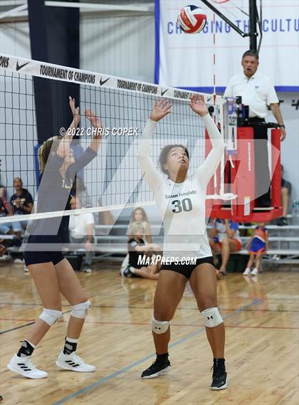 Thumbnail 1 in Ransom Everglades vs Trinity Prep (Nike Tournament of Champions) photogallery.