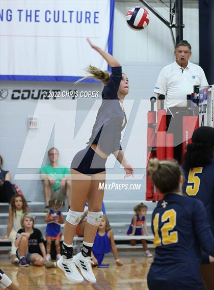 Thumbnail 1 in Ransom Everglades vs Trinity Prep (Nike Tournament of Champions) photogallery.