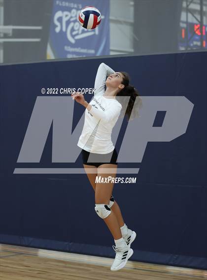 Thumbnail 2 in Ransom Everglades vs Trinity Prep (Nike Tournament of Champions) photogallery.