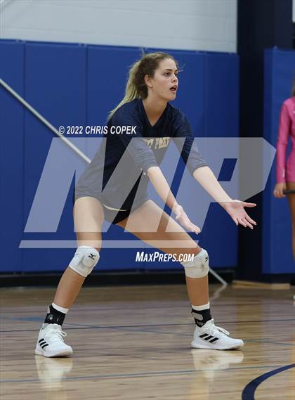 Thumbnail 3 in Ransom Everglades vs Trinity Prep (Nike Tournament of Champions) photogallery.