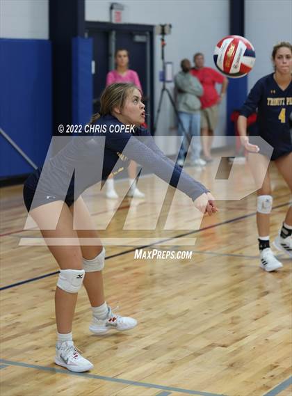 Thumbnail 2 in Ransom Everglades vs Trinity Prep (Nike Tournament of Champions) photogallery.