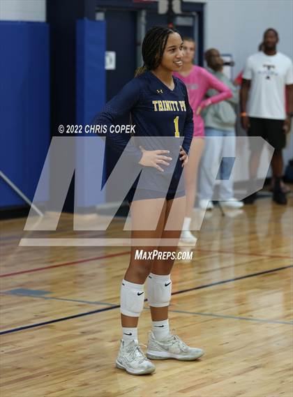 Thumbnail 1 in Ransom Everglades vs Trinity Prep (Nike Tournament of Champions) photogallery.