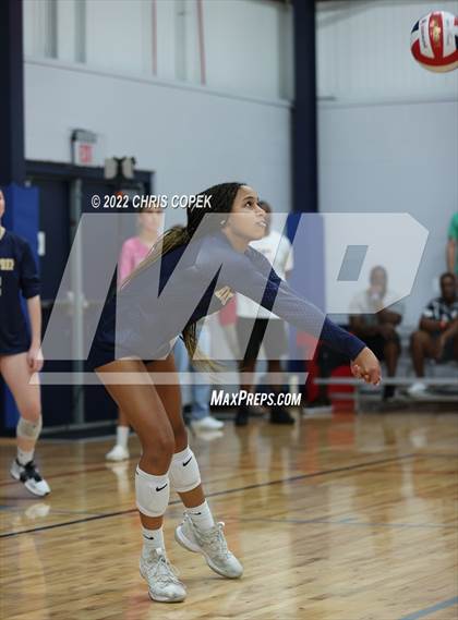 Thumbnail 2 in Ransom Everglades vs Trinity Prep (Nike Tournament of Champions) photogallery.