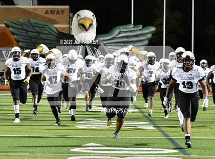 Thumbnail 1 in Ellison @ Vandegrift photogallery.