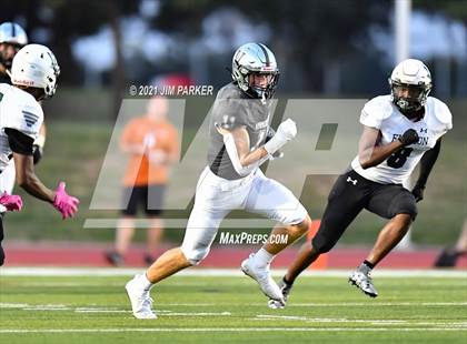 Thumbnail 2 in Ellison @ Vandegrift photogallery.
