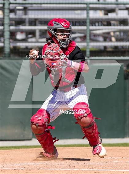 Thumbnail 3 in Hanford vs. Fresno photogallery.