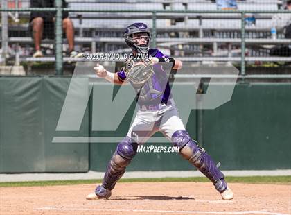 Thumbnail 3 in Hanford vs. Fresno photogallery.