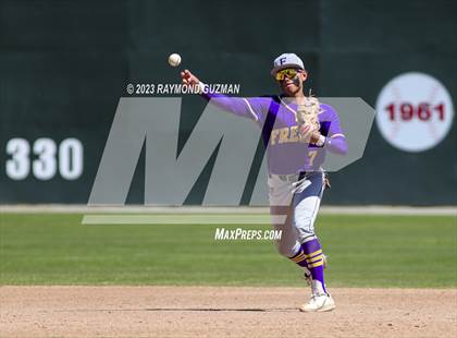 Thumbnail 2 in Hanford vs. Fresno photogallery.