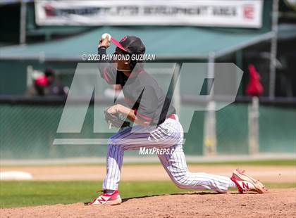 Thumbnail 1 in Hanford vs. Fresno photogallery.