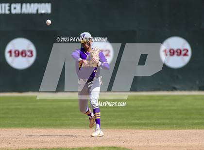 Thumbnail 2 in Hanford vs. Fresno photogallery.