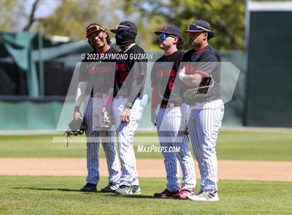 Thumbnail 2 in Hanford vs. Fresno photogallery.