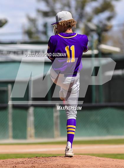 Thumbnail 2 in Hanford vs. Fresno photogallery.