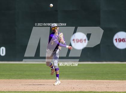 Thumbnail 1 in Hanford vs. Fresno photogallery.