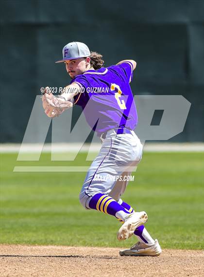 Thumbnail 3 in Hanford vs. Fresno photogallery.