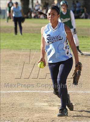 Thumbnail 3 in Reseda @ Canoga Park photogallery.