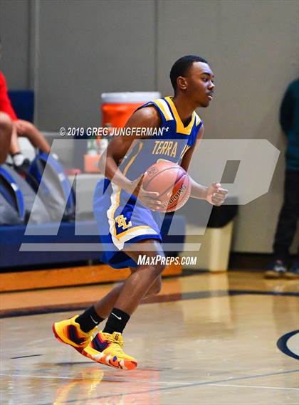 Thumbnail 2 in Arroyo Grande vs. Terra Linda (23rd Annual Bambauer Classic ) photogallery.