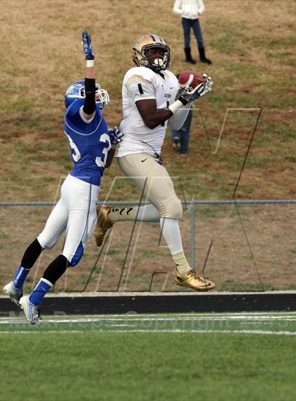 Thumbnail 3 in Althoff @ Columbia (IHSA 4A 1st Round Playoff)  photogallery.
