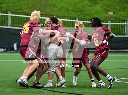 Thumbnail 2 in St. Joseph vs. Fairfield Ludlowe (CIAC Class L Final) photogallery.