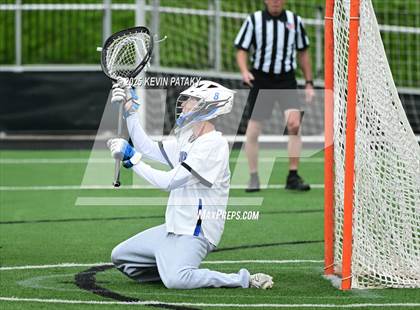 Thumbnail 3 in St. Joseph vs. Fairfield Ludlowe (CIAC Class L Final) photogallery.