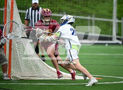 Thumbnail 3 in St. Joseph vs. Fairfield Ludlowe (CIAC Class L Final) photogallery.