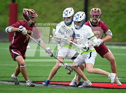 Thumbnail 3 in St. Joseph vs. Fairfield Ludlowe (CIAC Class L Final) photogallery.