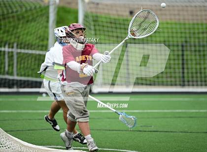Thumbnail 3 in St. Joseph vs. Fairfield Ludlowe (CIAC Class L Final) photogallery.