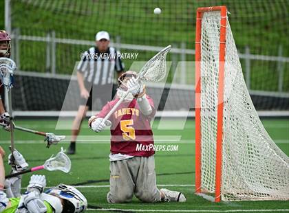 Thumbnail 3 in St. Joseph vs. Fairfield Ludlowe (CIAC Class L Final) photogallery.