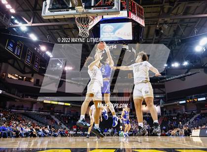 Thumbnail 3 in Covington Catholic vs Lloyd (9th Region Semifinal) photogallery.