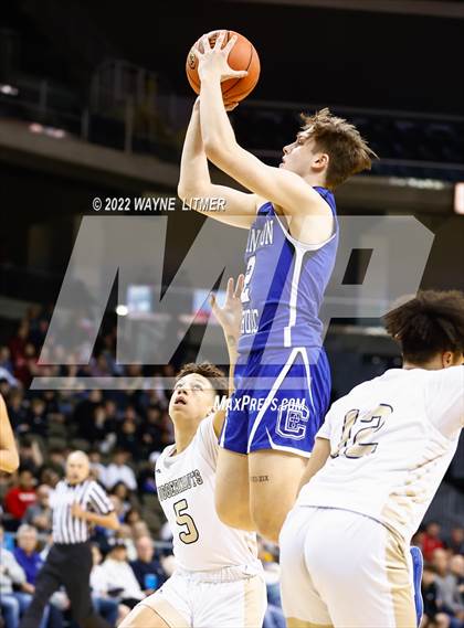 Thumbnail 1 in Covington Catholic vs Lloyd (9th Region Semifinal) photogallery.