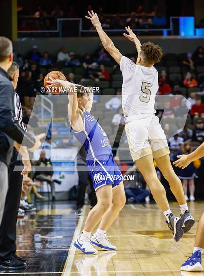 Thumbnail 1 in Covington Catholic vs Lloyd (9th Region Semifinal) photogallery.