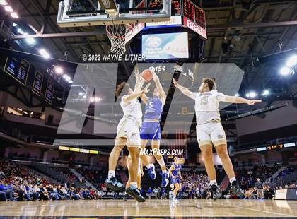 Thumbnail 2 in Covington Catholic vs Lloyd (9th Region Semifinal) photogallery.