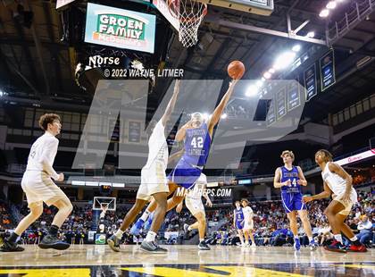 Thumbnail 2 in Covington Catholic vs Lloyd (9th Region Semifinal) photogallery.