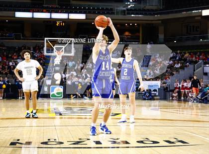 Thumbnail 2 in Covington Catholic vs Lloyd (9th Region Semifinal) photogallery.