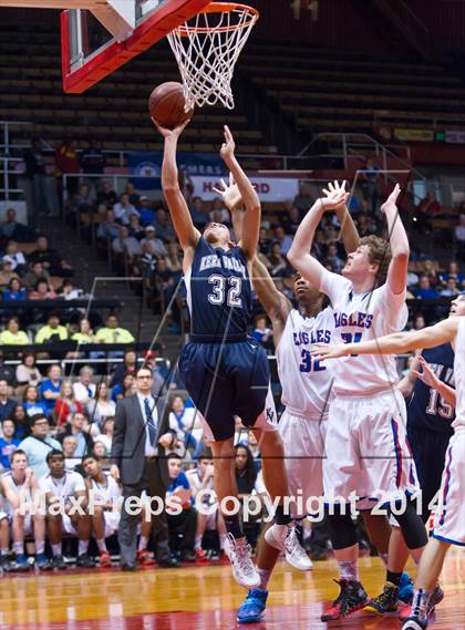 Thumbnail 2 in Immanuel vs Kern Valley (CIF CS D5 Final) photogallery.