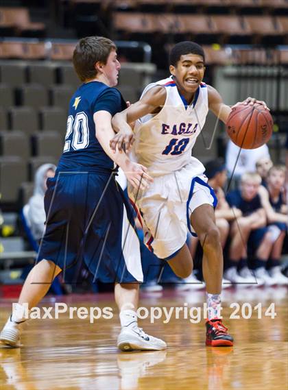 Thumbnail 3 in Immanuel vs Kern Valley (CIF CS D5 Final) photogallery.