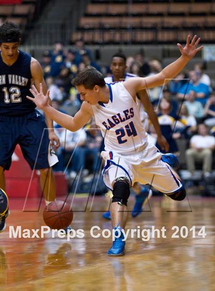 Thumbnail 1 in Immanuel vs Kern Valley (CIF CS D5 Final) photogallery.