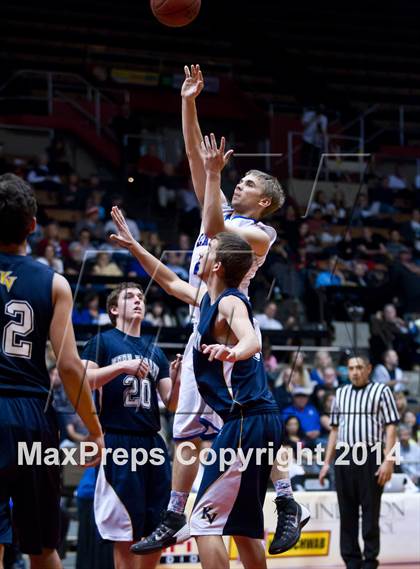 Thumbnail 1 in Immanuel vs Kern Valley (CIF CS D5 Final) photogallery.