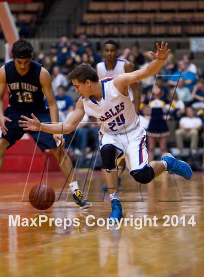 Thumbnail 2 in Immanuel vs Kern Valley (CIF CS D5 Final) photogallery.