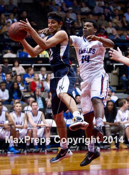 Thumbnail 2 in Immanuel vs Kern Valley (CIF CS D5 Final) photogallery.