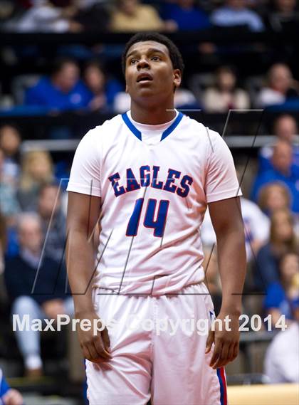 Thumbnail 3 in Immanuel vs Kern Valley (CIF CS D5 Final) photogallery.