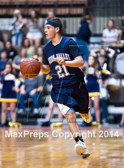 Thumbnail 3 in Immanuel vs Kern Valley (CIF CS D5 Final) photogallery.