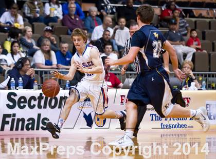 Thumbnail 2 in Immanuel vs Kern Valley (CIF CS D5 Final) photogallery.