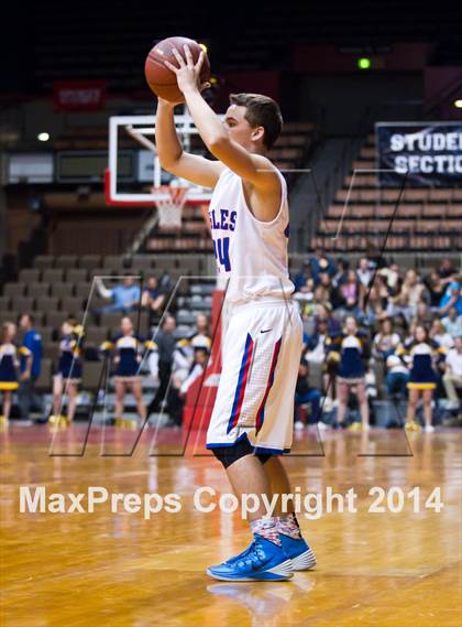 Thumbnail 3 in Immanuel vs Kern Valley (CIF CS D5 Final) photogallery.