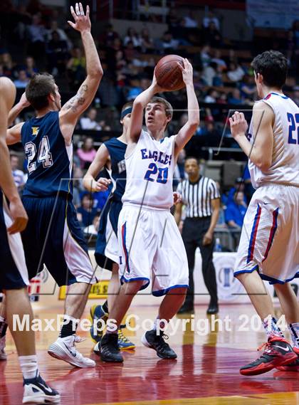 Thumbnail 2 in Immanuel vs Kern Valley (CIF CS D5 Final) photogallery.