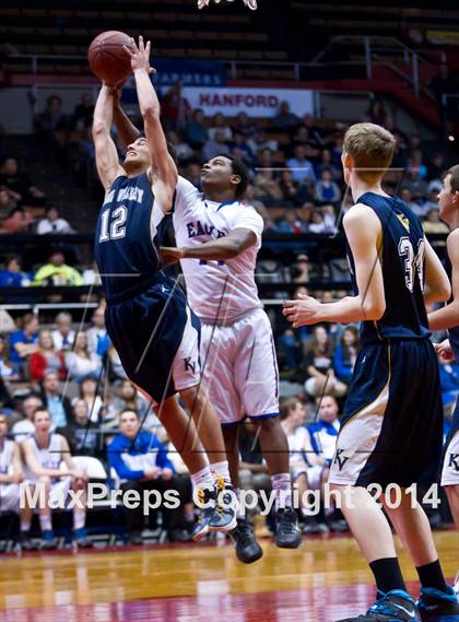 Thumbnail 3 in Immanuel vs Kern Valley (CIF CS D5 Final) photogallery.